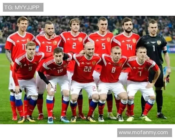 俄罗斯队在世界杯小组赛中以四比零战胜沙特阿拉伯队展现强大实力